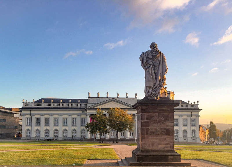 18777_Friedrichsplatz_mit_Blick_aufs_Friderici_original