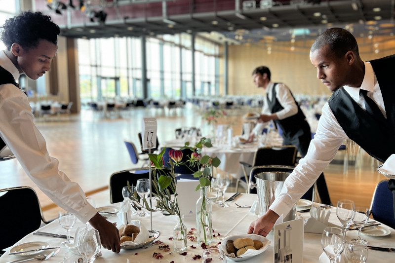 998D0874-2CF2-44A2-9A99-283808EE1E70