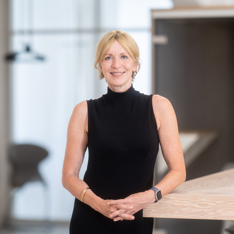 anke-muller-2-mitarbeiterfoto_30003_2220_1678970231.jpg