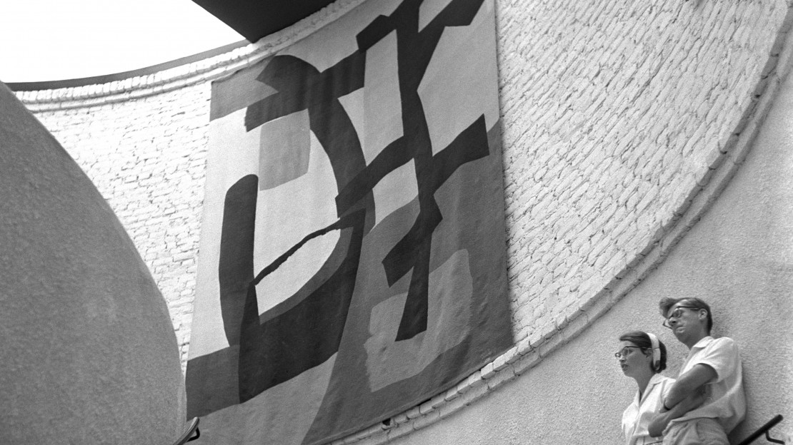 Bauhaus Bild.jpg