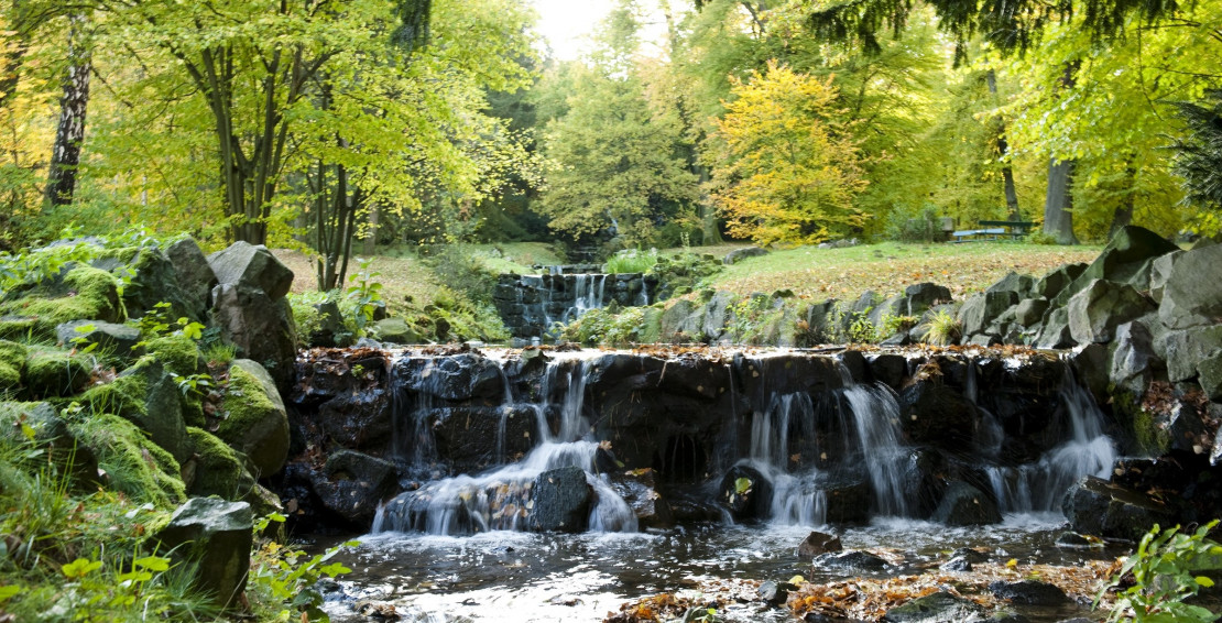 Bergpark Wilhelmshoehe klein.jpg