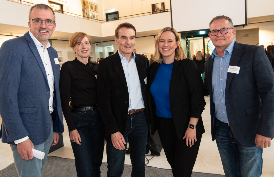 Gruppenbild mit Herrn Dr. Wett