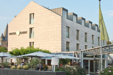 Hotel Gude