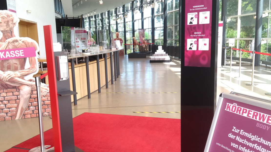Hygiene- und Sicherheitsmaßnahmen in der documentaHalle „© Gunther von Hagens‘ KÖRPERWELTEN
