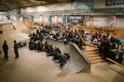 Bretter, die die Welt bedeuten