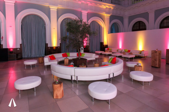 Party Rent - Innenhof Bestuhlt_Stand 16.08.2021