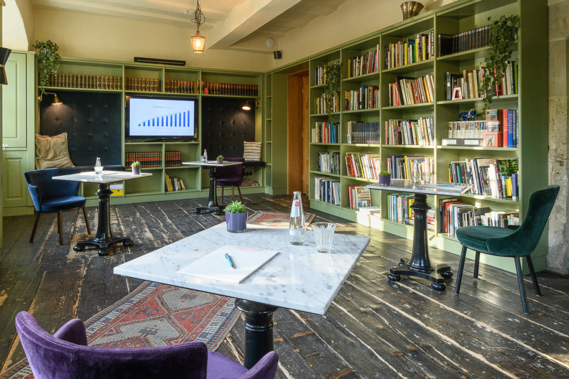 Renthof-Tagungsraum grüner Saal_Jens Distelberg