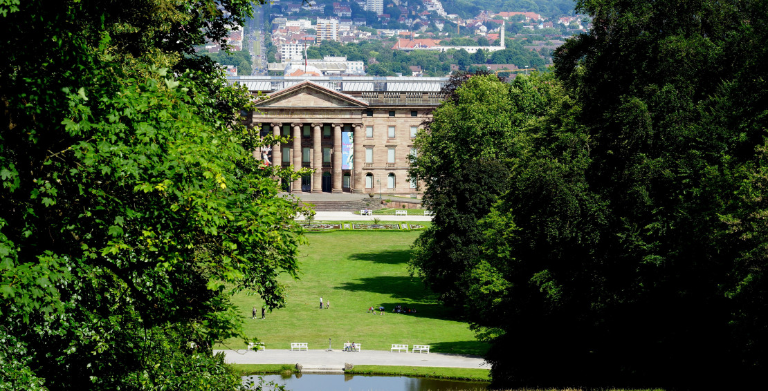 Schloss3 beschnitten.jpg