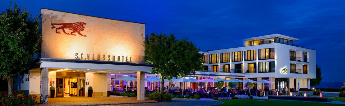 Schlosshotel beschnitten.jpeg